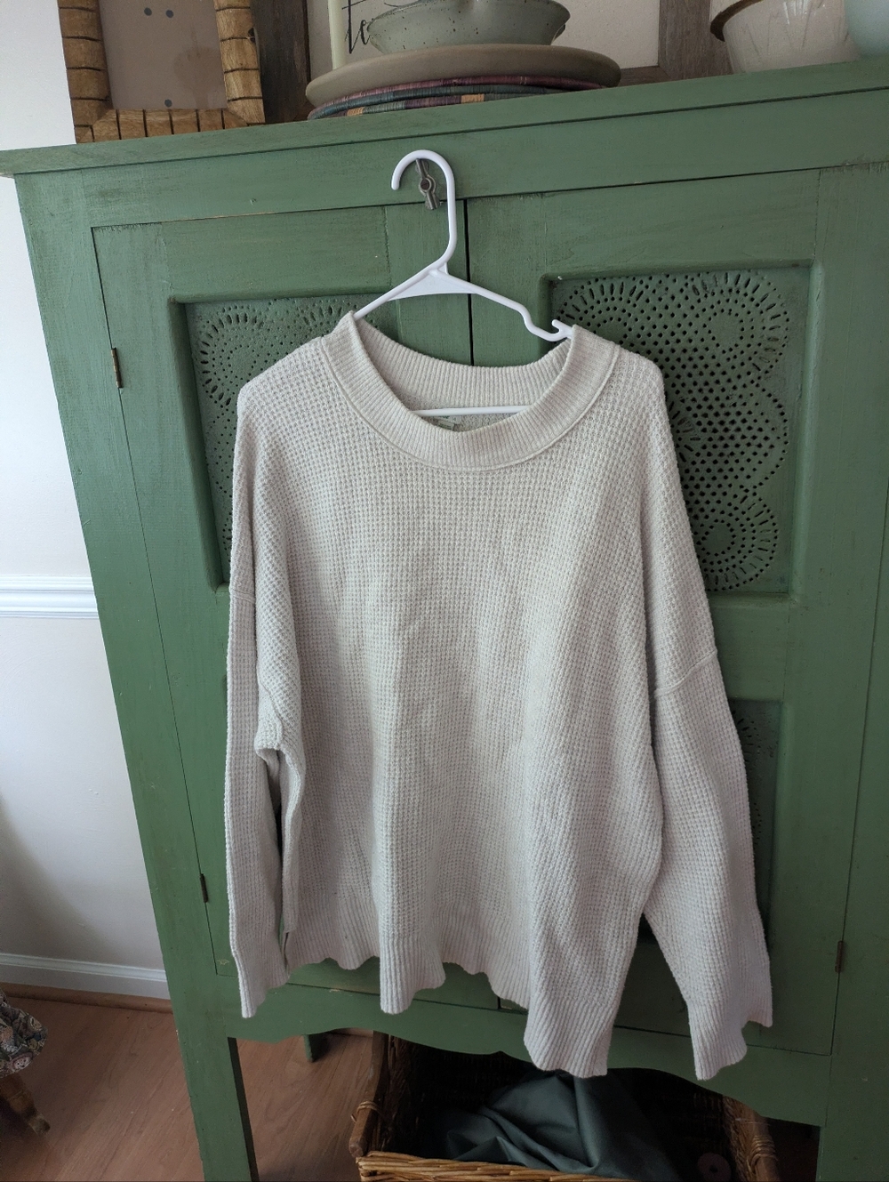 Aerie Cream Waffle-Knit Women’s Sweater